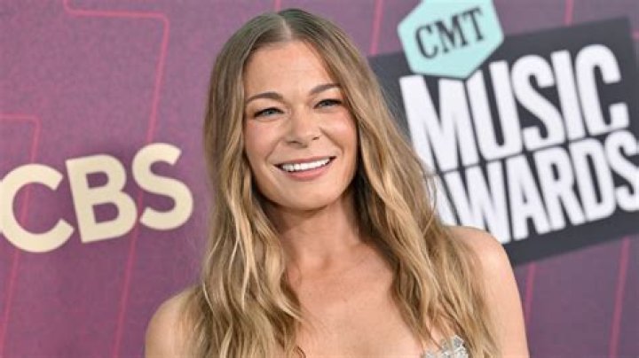 Leann Rimes Net Worth 2022